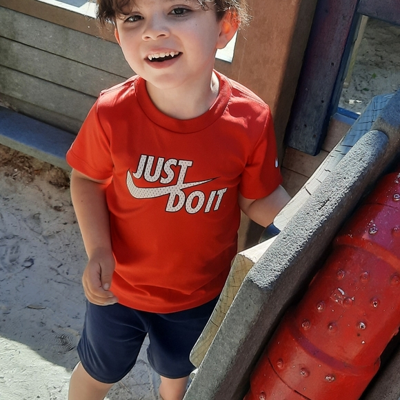 Meet your Posher, Vashti - Picture 3 of 16